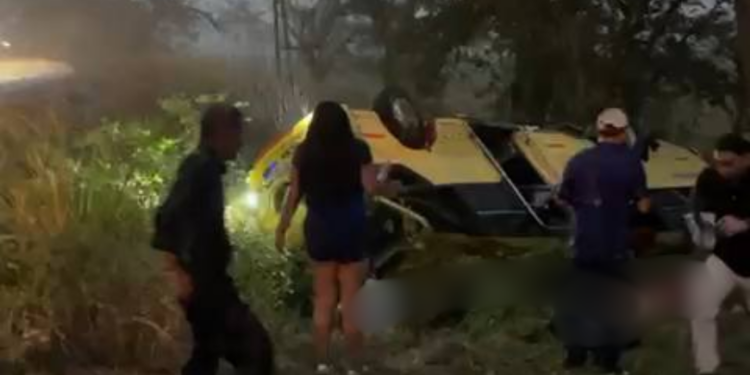 ¡Lamentable! Una mujer muerta y cinco heridos deja aparatoso volcamiento de bus “rapidito” en San Marcos, Santa Bárbara