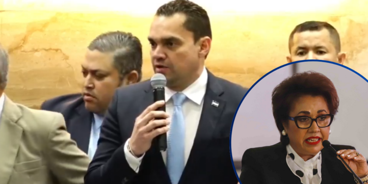 Mientras leían su JUICIO POLÍTICO, Rebeca Ráquel Obando presenta su renuncia como presidenta de la Corte Suprema de Justicia