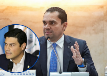 Tomás Zambrano recomienda a Marlon Ochoa renunciar al cargo de consejero antes que lo “reviente” el Congreso Nacional con un juicio político