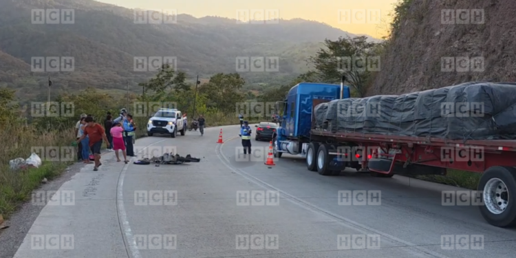 ¡BRUTAL! Motociclista muere arrollado tras impactar violentamente contra un vehículo “fantasma” en San José, Copán