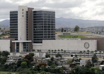 Las remesas a Honduras suben un 11.1 % a febrero y superan los 1,800 millones de dólares