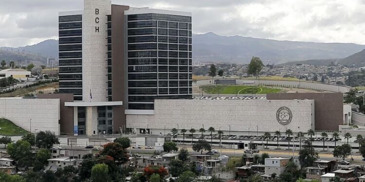 Las remesas a Honduras suben un 11.1 % a febrero y superan los 1,800 millones de dólares