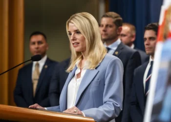 El Congreso de Estados Unidos cita a la fiscal general de Trump por el caso Epstein