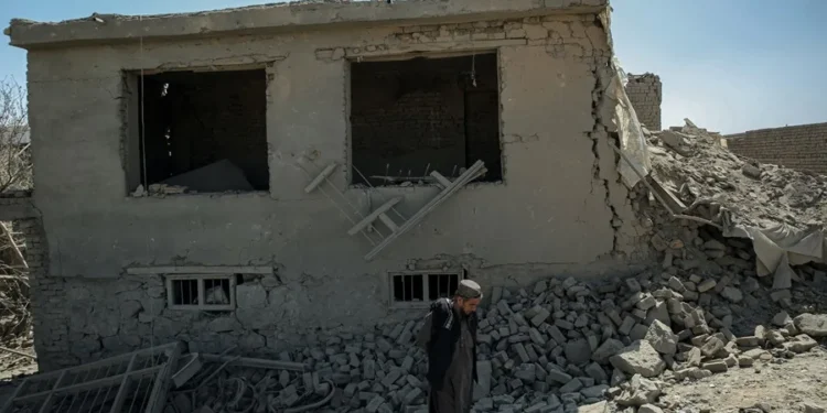 Más de 200 muertos y 400 heridos en el ataque contra un hospital de Kabul, según talibanes