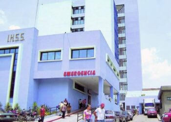 Gobierno declara emergencia por un año en el IHSS para atender la crisis y mejorar los servicios de salud