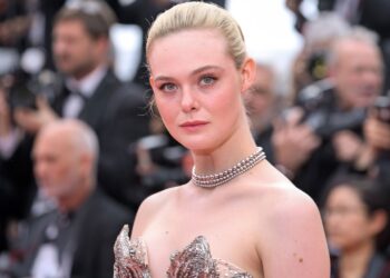 Elle Fanning sorprende al abrir una cuenta en OnlyFans para preparar su nuevo papel