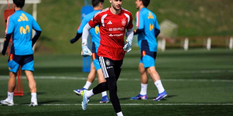 Joan García el descarte para el partido amistoso de España contra Serbia