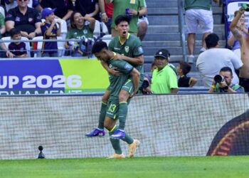 Bolivia venció 2-1 a Surinam y enfrentará a Irak en la final del Repechaje por un lugar en el Mundial 2026
