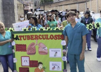Jornada de concientización sobre la tuberculosis en la colonia 3 de Mayo