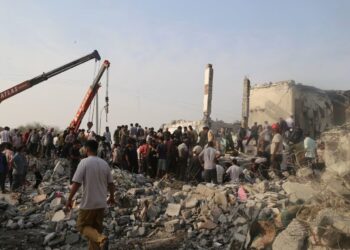 Más de 700 civiles muertos en Irán desde que EE.UU. e Israel comenzaron la guerra, según informe de grupo de derechos humanos