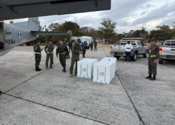 CNE avanza con capacitaciones y organización logística para la repetición de las elecciones en Guanaja, Islas de la Bahía