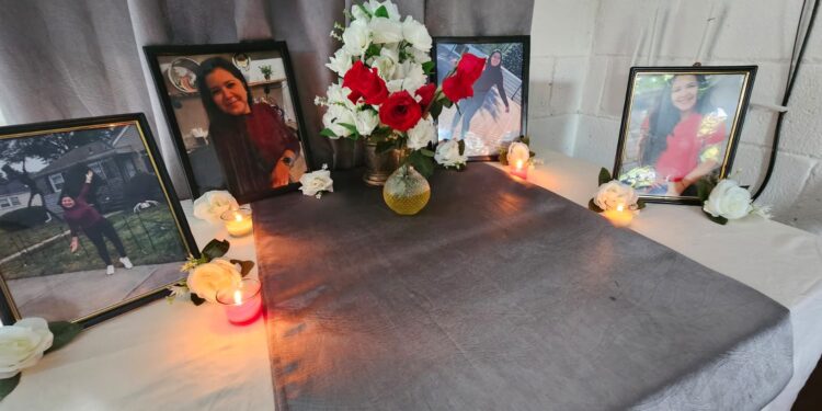 Con angustia y dolor, tres jovencitas hondureñas piden ayuda para repatriar los restos de su madre que fue asesinada por su pareja en EEUU