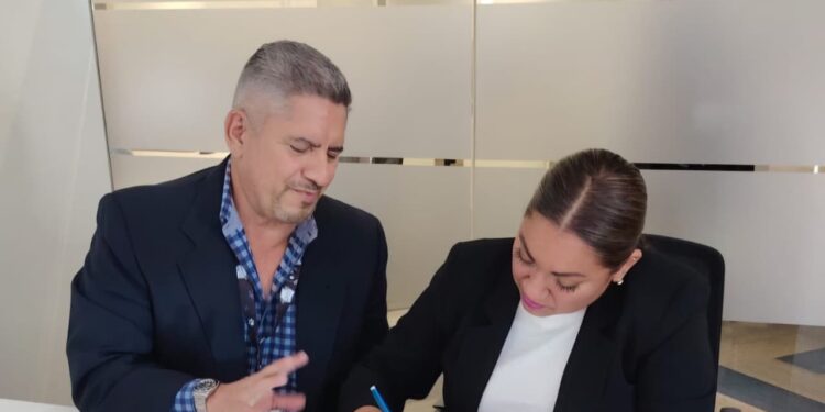 Lourdes Saraí Cruz es juramentada como la nueva vicealcaldesa de la Alcaldía Municipal del Distrito Central