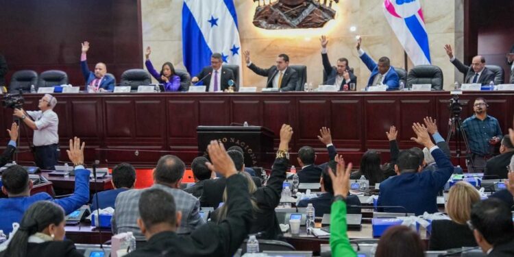 ¡Confirmado! Listos más de 86 votos para aplicar juicio político contra el consejero Marlon Ochoa y el fiscal Johel Zelaya