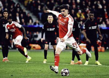 Arsenal rescató un valioso empate 1-1 como visitante del Bayer Leverkusen en la Champions League