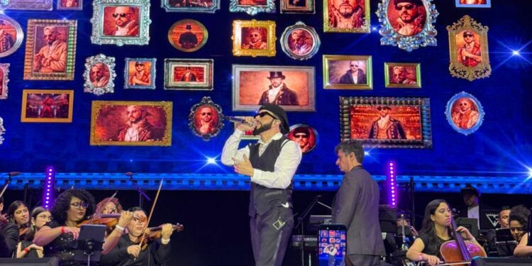 Yandel conquistó el Nacional de Ingenieros Coliseum con un espectáculo sinfónico e inolvidable