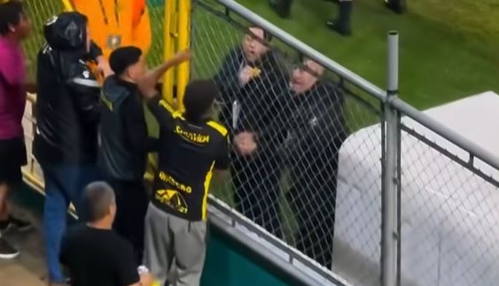 “Que no vengan”: Jeaustin Campos explota contra los aficionados aurinegros