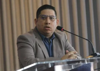 Exministro Tejada denuncia que nuevo gobierno pretende cambiar de órgano ejecutor para la construcción de la Represa El Tablón