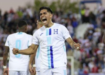 Honduras rescata un empate 2-2 en el debut de José Francisco Molina como entrenador de la H