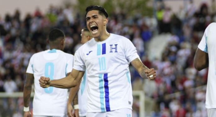 Honduras rescata un empate 2-2 en el debut de José Francisco Molina como entrenador de la H
