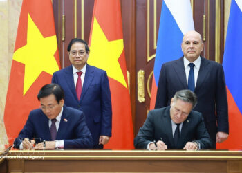 Vietnam y Rusia firman un acuerdo para construir la primera central nuclear vietnamita