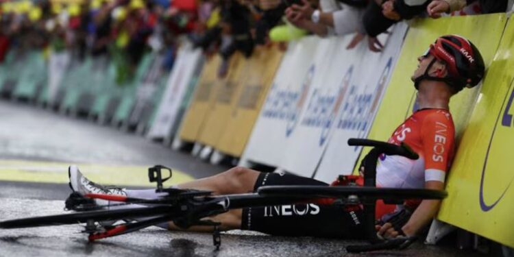 El calor extremo amenaza la continuidad y seguridad del Tour de Francia, alertan los expertos
