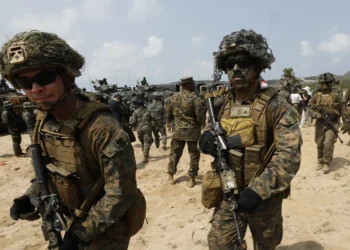 EE.UU. no descarta tropas sobre el terreno contra Irán y niega un acuerdo para armar a fuerzas kurdas