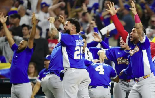 Venezuela se coronó campeón del Clásico Mundial de Béisbol 2026 tras vencer 3‑2 a Estados Unidos