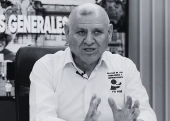 Fallece en accidente de tránsito candidato presidencial de Perú, Napoleón Becerra