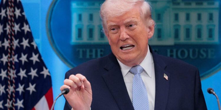 Trump ordenó el bloqueo naval del estrecho de Ormuz tras el fracaso de las negociaciones en Islamabad