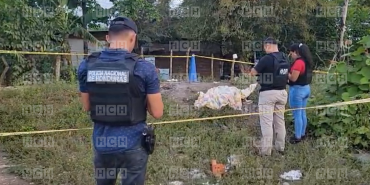 ¡La violencia no cesa en Honduras! Matan a joven de 29 años en pleno campo de fútbol en Olanchito, Yoro