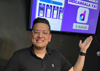 Joven hondureño crea aplicación digital impulsada con Inteligencia artificial para aprender de la palabra de Dios