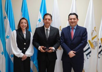 Mario Flores Urrutia confirma que magistrado Mario Morazán SÍ le dijo “Muerta de hambre” a fallecida Miriam Barahona