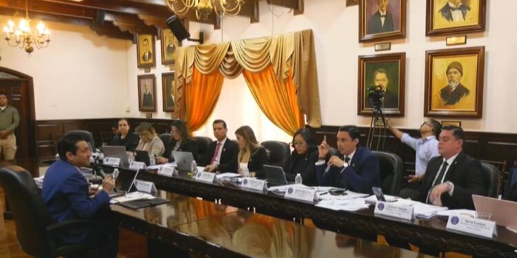 Mario Morazán se lanza contra la Comisión de Juicio Político: “Me da tanta tristeza el rol de estos muchachos, es una pena”