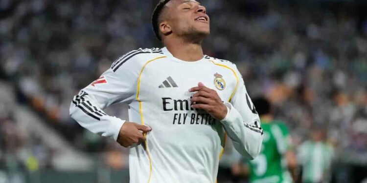 Kylian Mbappé se lesiona y preocupa antes del Mundial