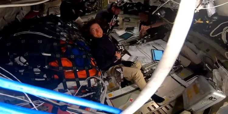 Los astronautas de la misión Artemis II perderán las comunicaciones durante seis minutos en el regreso a la Tierra