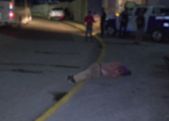 Abuelito bajo los efectos del alcohol se salva de morir tras ser atropellado por motociclista | Móvil Emergencia TGU