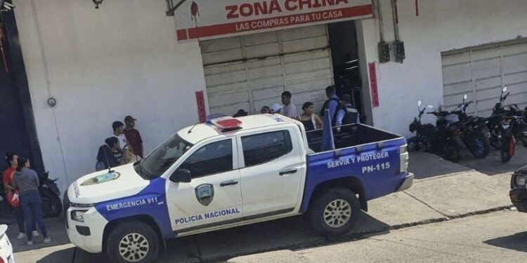 Hasta 20 años le podrían caer al guardia que asesinó al hijo del dueño de una tienda china