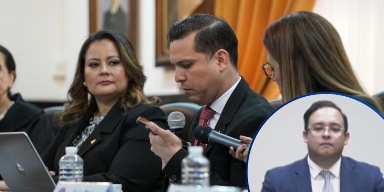 Excodirector electoral, Eduardo Fuentes, comparece ante la comisión del juicio político