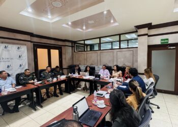 Mesa Técnica de Desinternamiento discute adopciones de resoluciones y mejores condiciones a privados de libertad