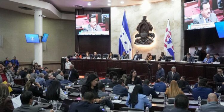 Tras extensa discusión, Congreso Nacional aprueba el Presupuesto de Ingresos y Egresos de la República para el año fiscal 2026