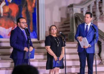 ¡NOTICIA POSITIVA! Gobierno anuncia incremento salarial a maestros egresados y no egresados de escuelas normales y con licenciatura