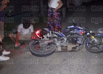 Joven motociclista queda herido tras despistarse entre Petoa y La Ceibita Móvil de Emergencia SPS