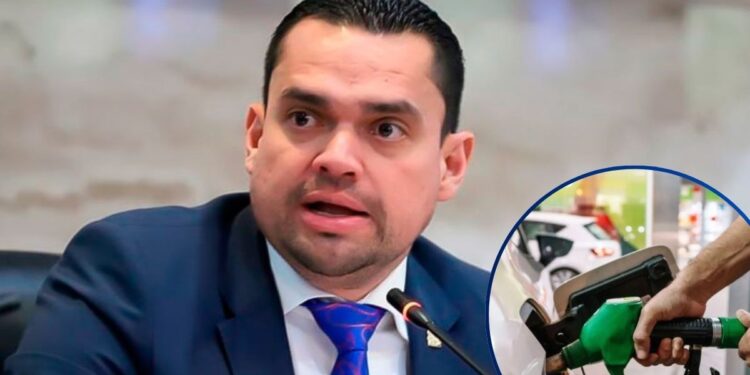Libre nunca tomó medidas, por eso exigíamos eliminar el impuesto al combustible; nosotros estamos subsidiando, Zambrano responde ante críticas