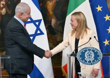 Italia suspende la renovación «automática» del acuerdo de Defensa con Israel