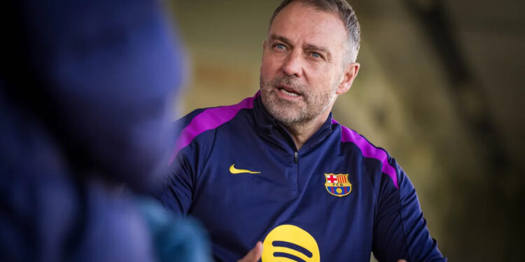 Hansi Flick anuncia su plan para renovar con el Barça