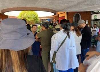 Médicos se movilizan y se mantienen en asambleas ante incumplimiento de acuerdos