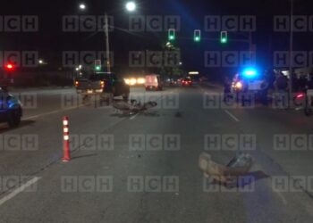 Motociclista resulta herido tras colisionar contra un vehículo Móvil de Emergencia SPS