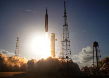 La histórica misión Artemis II despegó rumbo a la órbita lunar: Esta es la agenda diaria 