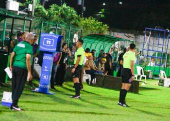 ¡Histórico! La Liga Nacional estrena el FVS/VAR y le anula un gol a Georgie Welcome por posición adelantada